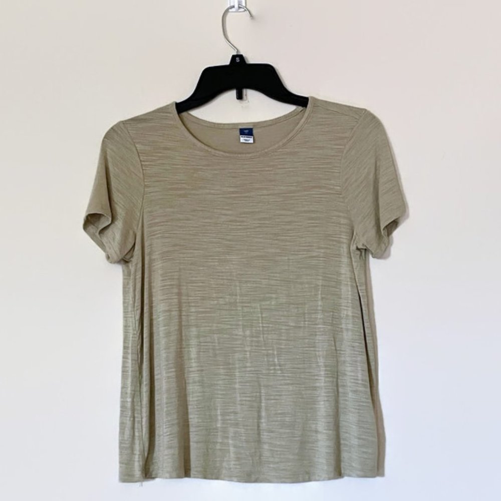 Everyday soft short sleeve shirt ✿
